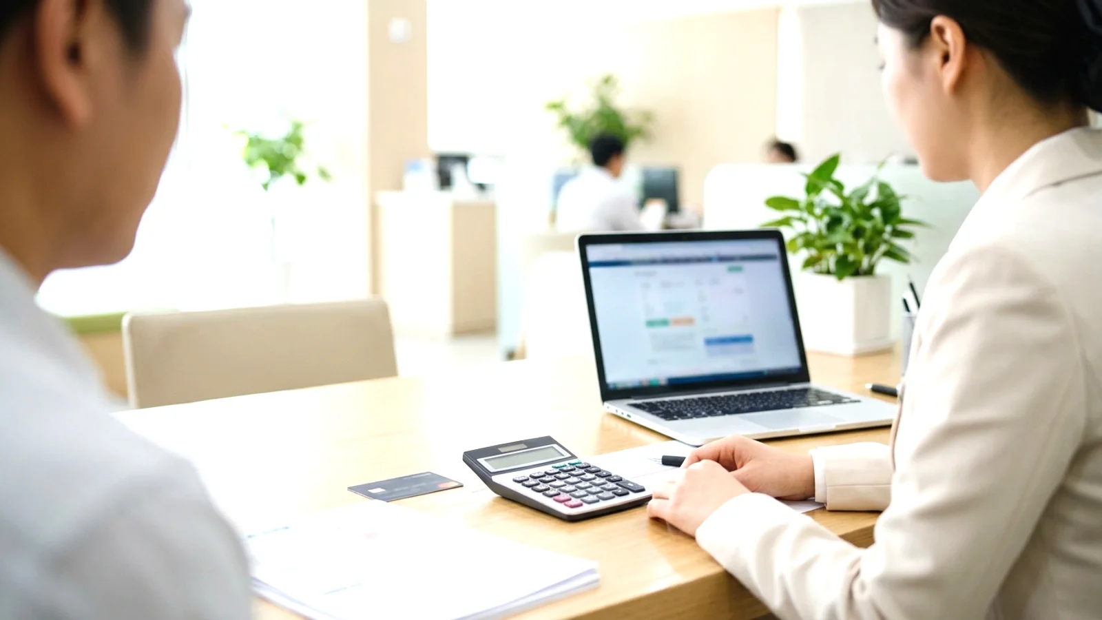Gửi tiết kiệm hay đầu tư ở Hàn Quốc?